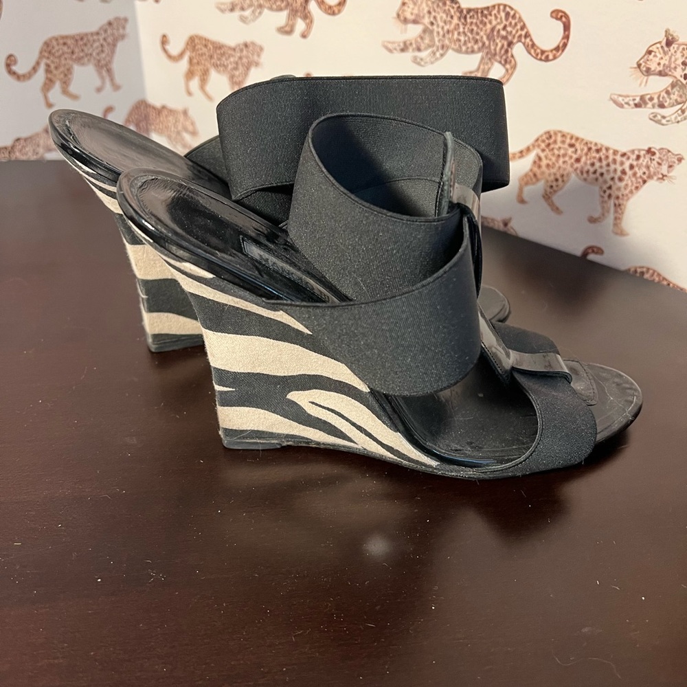 Manolo Blahnik Zebra Print Wedge. Size 7 - image 2